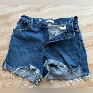 Abercrombie & Fitch 4” mom short high rise, curve love, size 28 (6)